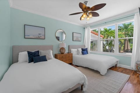 Heated Pool, Beach, Miramar Villa by RoveTravel House in West Palm Beach