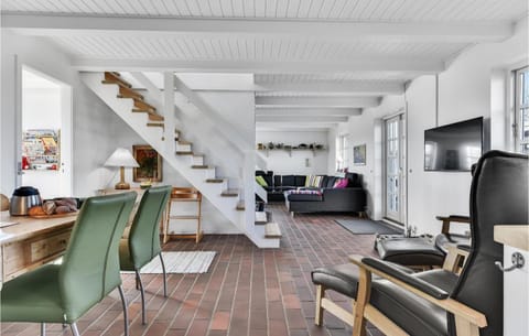 Gorgeous Home In Tranekr With Wifi Haus in Rudkøbing