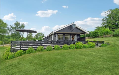 Cozy Home In Tranekr With Kitchen Haus in Rudkøbing