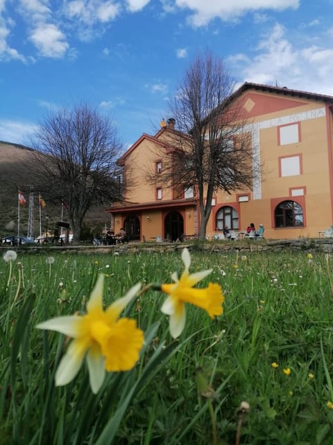 Tierra de la Reina Hotel in Asturias