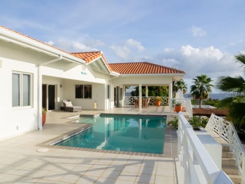Villa Happy View Chalet in Curaçao