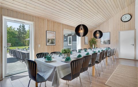 Nice Home In Blvand With 8 Bedrooms, Sauna And Wifi Casa in Blåvand