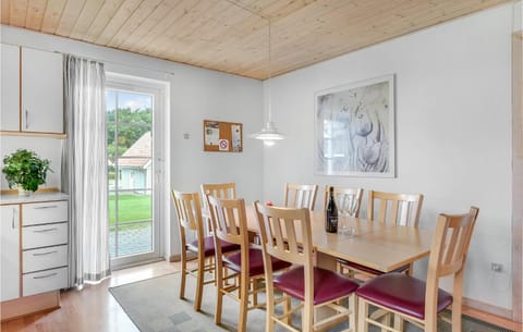 Cozy Home In Grsten With Kitchen House in Sønderborg