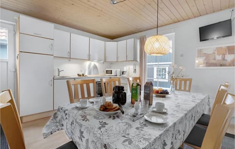 Nice Home In Grsten With Wifi House in Sønderborg