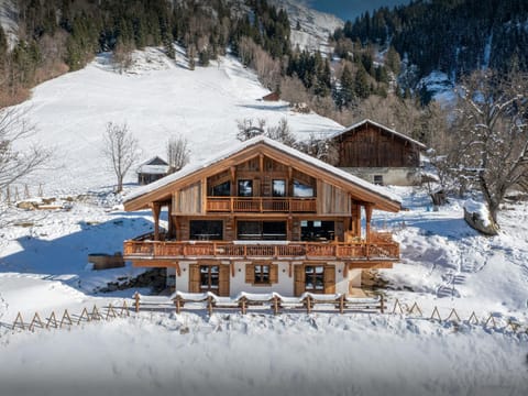 Property building, Winter