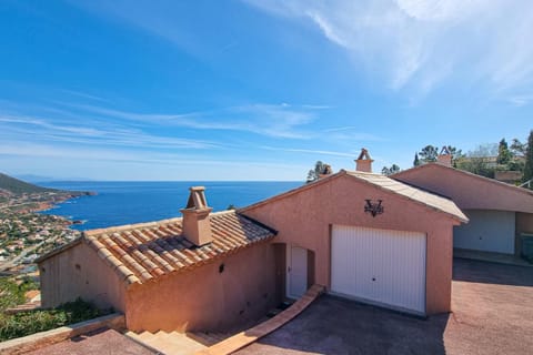 Property building, Sea view