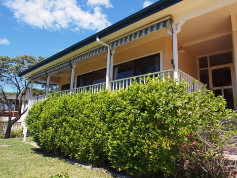 Tiptoe Hyams Beach House in Vincentia