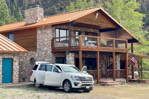 Rio Grande River Lodge House in South Fork