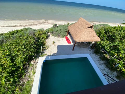 Escape to Paradise, Minimalist 4-BR Beachfront, 300 Mbps with amazing views House in State of Yucatan