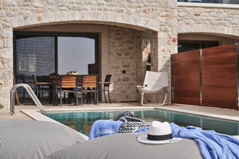 Beachfront Alassa Villas w Private Pools Complex Villa in Messenia