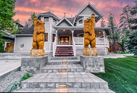 2008-Bears Palace Chalet home Casa in Big Bear