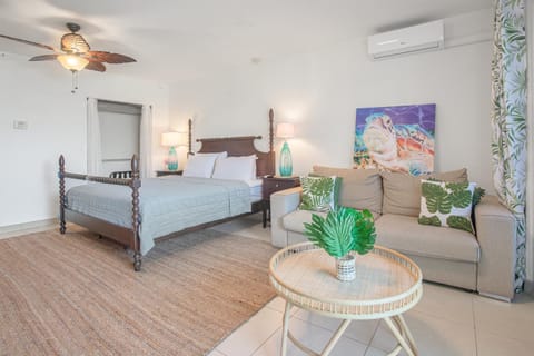 Lux Maho Reef Suite next to The Morgan Resort Eigentumswohnung in Simpson Bay