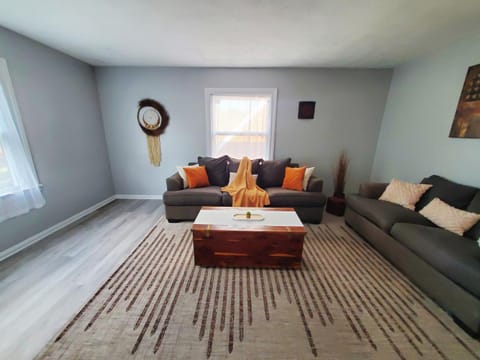 Room Near Downtown UofL,Airport&ExpoCenter Bed and Breakfast in Jefferson County