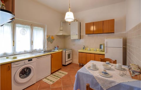 Nice home in Sestri Levante with WiFi and 3 Bedrooms Casa in Sestri Levante