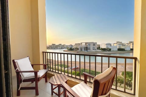 Natural landscape, View (from property/room), Balcony/Terrace