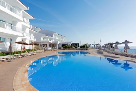 Pool view, Sea view, Swimming pool