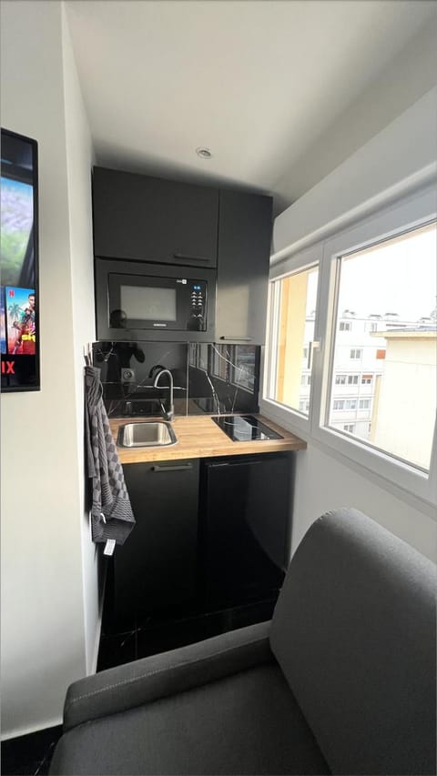 Appartement F2 meublé - tout équipé - Tv netflix - 4 personnes Apartment in Lisieux