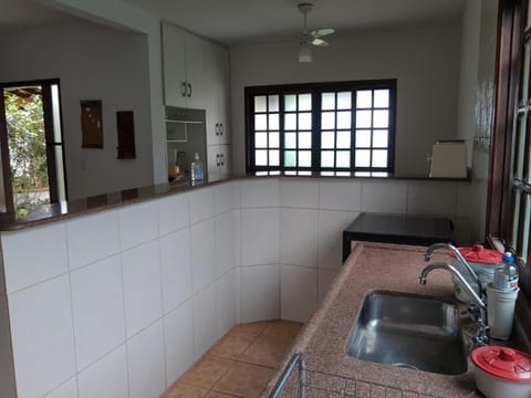 Casa de Frente pro Mar em Condomínio Fechado - São Sebastião/SP House in Caraguatatuba