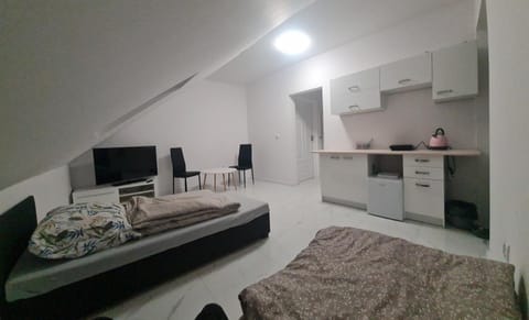 RMF Naworol 10,,,, WJAZD OD nr 6 Apartment in Szczecin