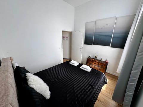 Cozy South-Up Condo in Saint-Gilles