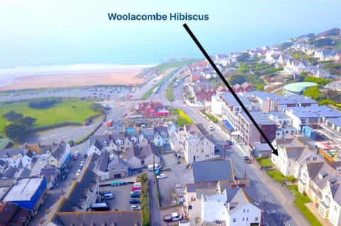 WOOLACOMBE HIBISCUS 2 Bedrooms House in Woolacombe