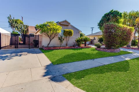 4 Bedroom Charmer with Pool House in Reseda