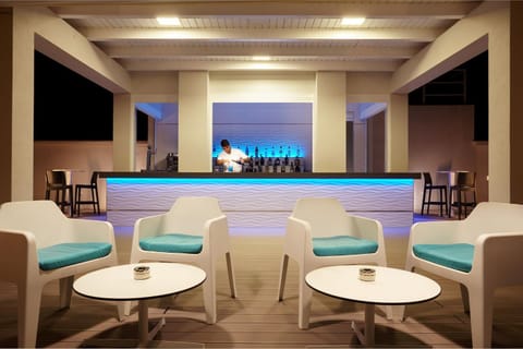 Lounge or bar