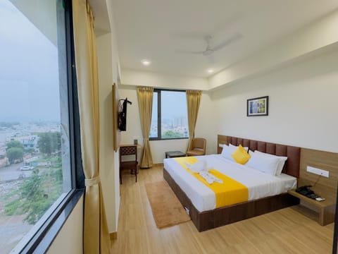 Staycation Premium De Glance near Railway Station Udaipur Vacation rental in Udaipur