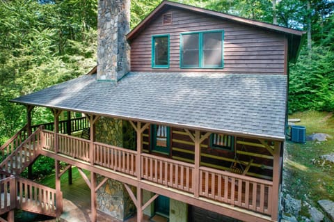 Little Creek Lodge Natur-Lodge in Brushy Fork