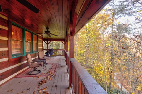 Uncle Johns Cabin House in Brushy Fork