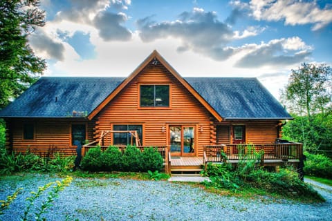 Sugar Bear Lodge House in Sugar Mountain