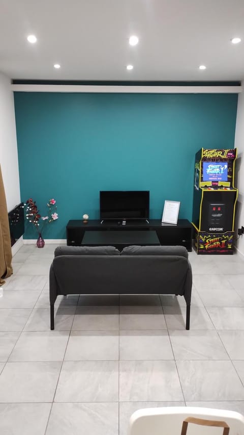 Game Room, TV and multimedia, Living room