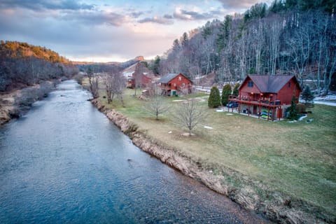 River Roost House in Watauga