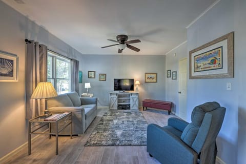 Serene West Cape May Getaway Walk to Beach! Condominio in West Cape May