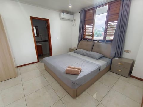 Exquisite 3-Bedroom Unit With Free Parking. Condo in Nadi