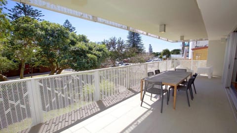 19 Hume Parade unit 1 Currimundi QLD 4551 House in Currimundi