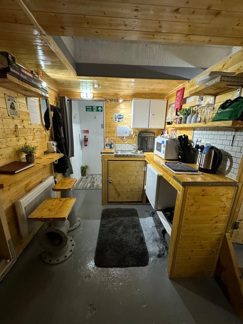 The old water pumping station quirky underground hobbit house Apartment in Penzance