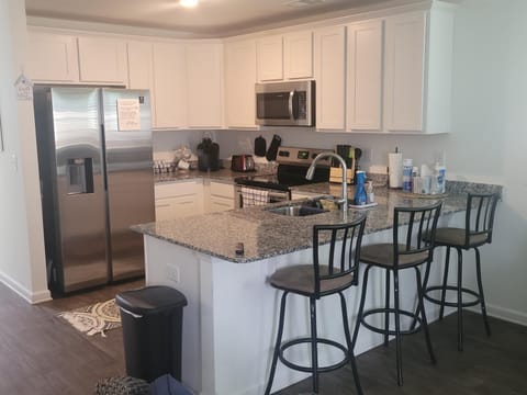 SC 3755 New 2 bedroom Townhouse Ft Jackson & USC Apartment in Columbia