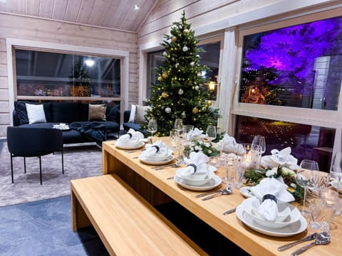 Santa's Luxury Boutique Villa - Santa Claus Village Villa in Rovaniemi
