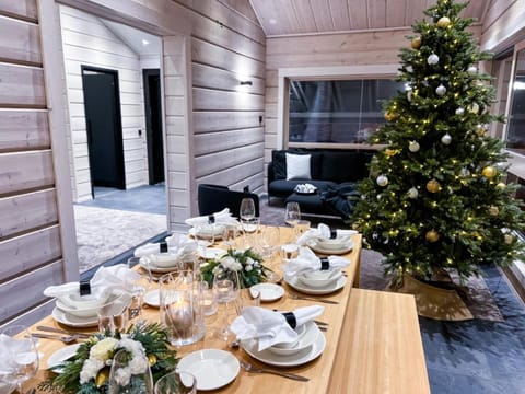 Santa's Luxury Boutique Villa - Santa Claus Village Chalet in Rovaniemi