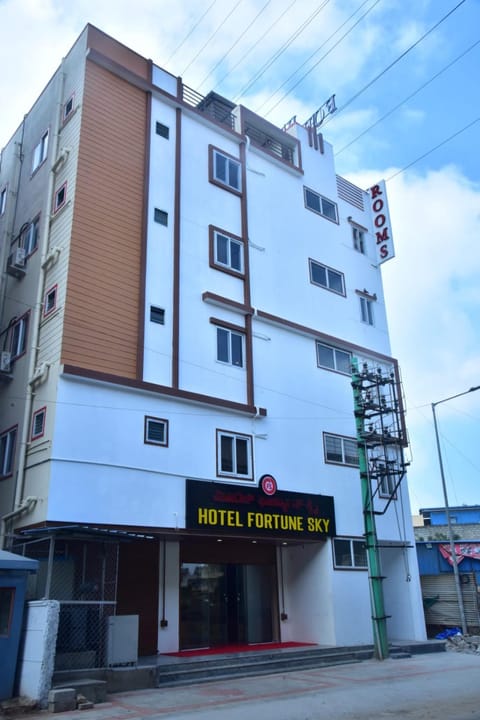 hotel fortune sky Hôtel in Bengaluru