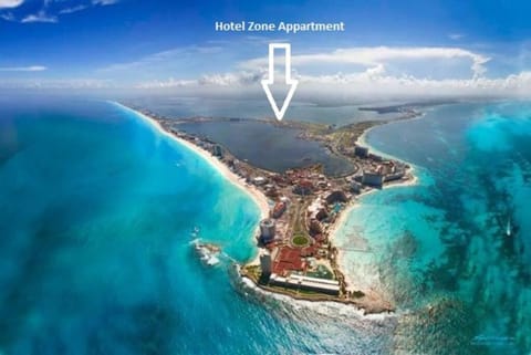 Cancun Hotel Zone Golf & Lagoon Apartment Condo in Cancun