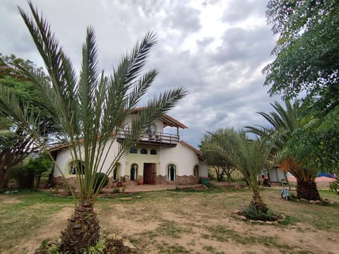 Horse Inn - Posada Inn in Santa Cruz Department, Bolivia