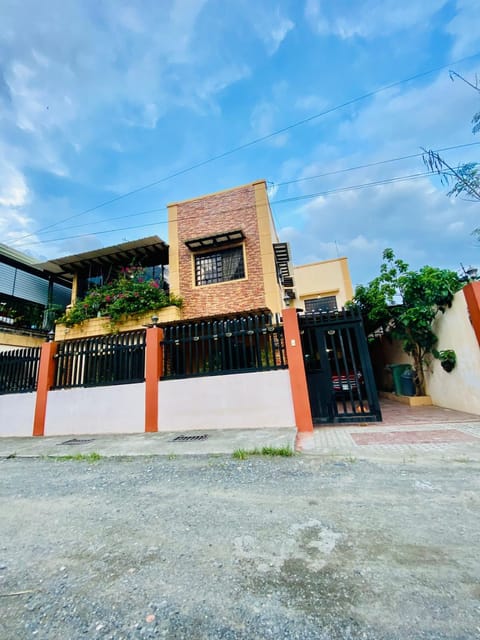 Panabo Furnished house-Downstairs House in Davao City
