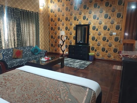 Royal Luxury Hotel Lahore Hotel in Lahore