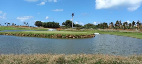 Golfcourse, Lake view