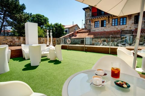 Costa Esmeralda Suites Hotel in Cantabria