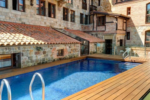 Costa Esmeralda Suites Hotel in Cantabria