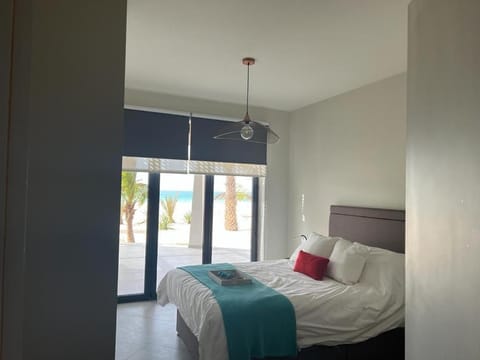 Luxury Beach Villa, Praia de Chaves, Boa Vista Alojamiento y desayuno in Cape Verde