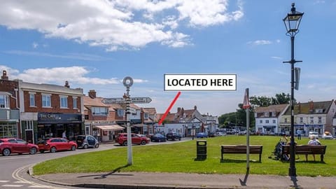 Central Location shops & beach Eigentumswohnung in Milford on Sea